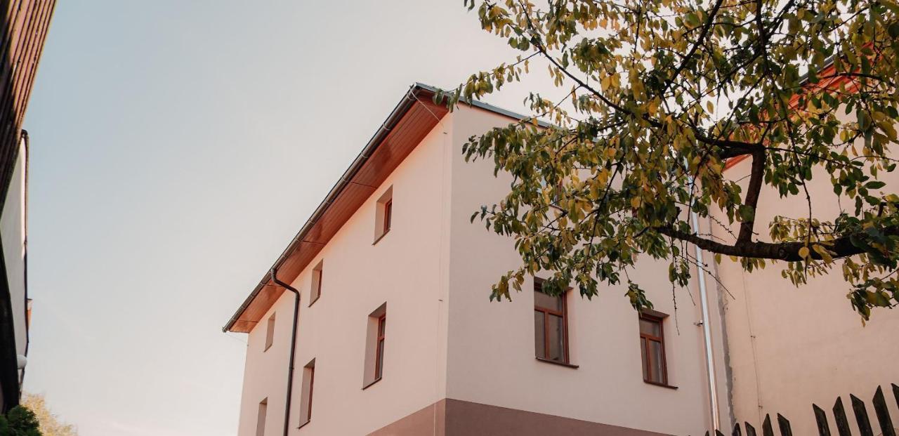 Nový Bor Apartmany Centrum מראה חיצוני תמונה