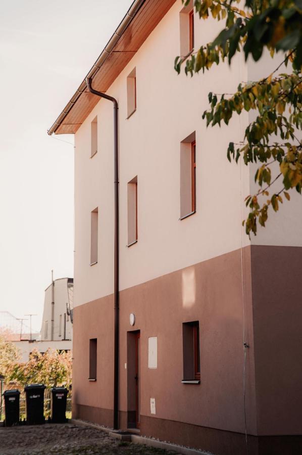 Nový Bor Apartmany Centrum מראה חיצוני תמונה